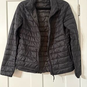 Old Navy Women's Black Puffer Jacket